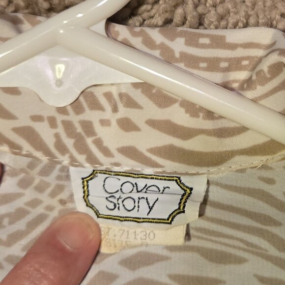 Cover Story Button Down Blouse, Taupe/White Swiggle, Excel. Condition Women's 8 - Picture 5 of 6